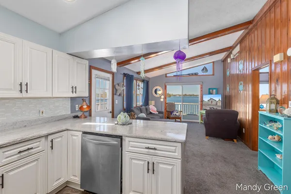 $550,000 | 2481 South Shore Drive, Crystal, MI 48818
