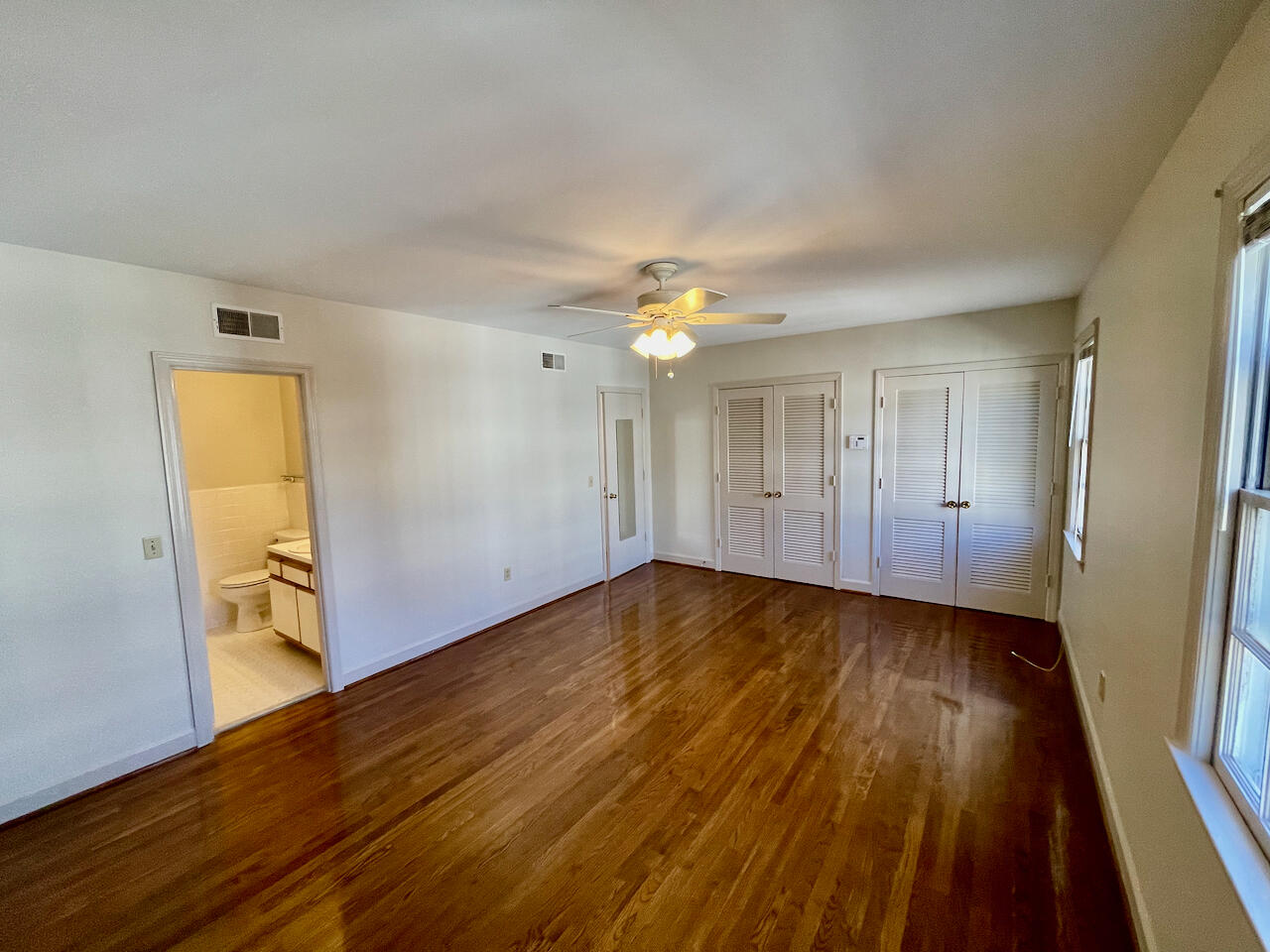 2 Limehouse Street Charleston, SC 29401 - Photo 19 of 34 19. Principal Bedroom