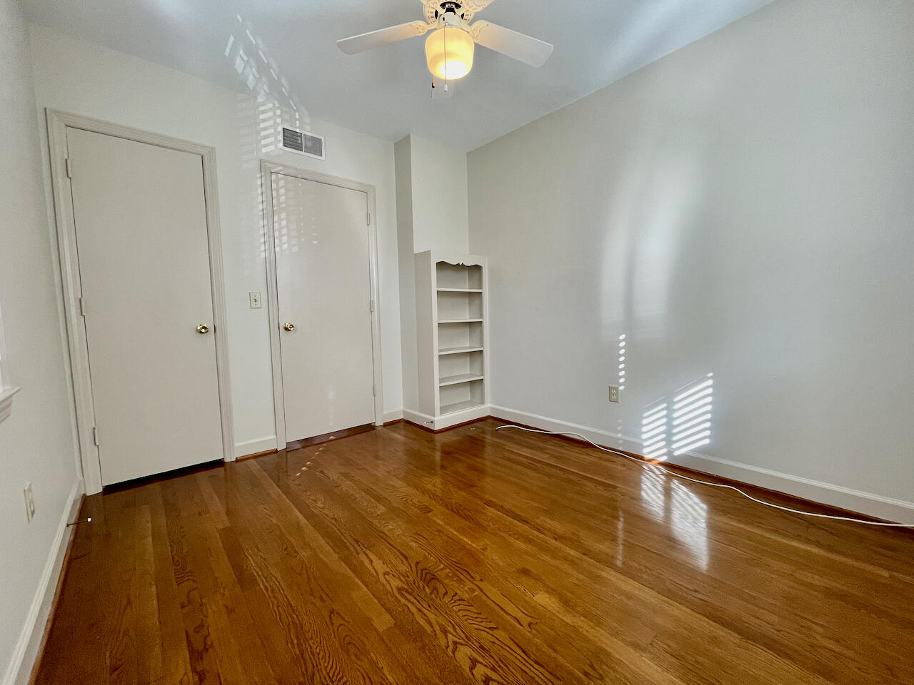 2 Limehouse Street Charleston, SC 29401 - Photo 27 of 34 27. Small Guest Room or Office