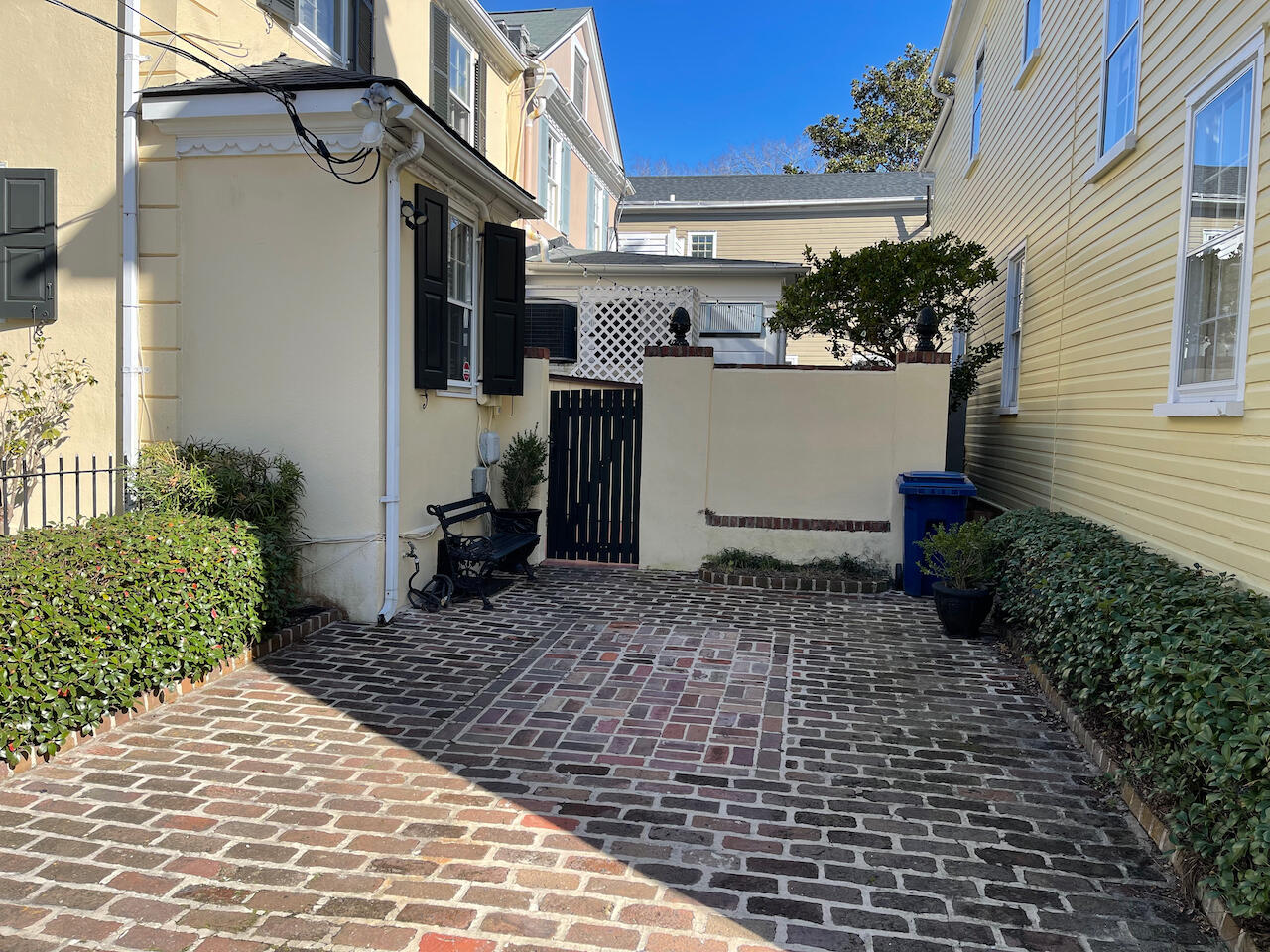 2 Limehouse Street Charleston, SC 29401 - Photo 4 of 34 4. 2 Limehouse Street