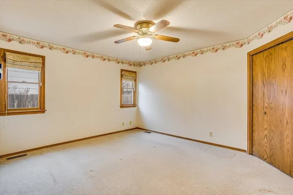 $200,000 | 224 West Teal Drive, Derby, KS 67037