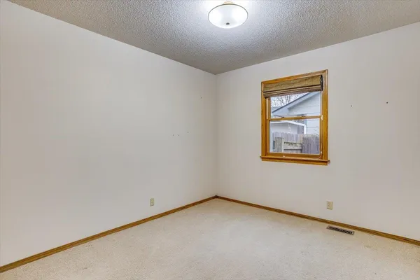 $200,000 | 224 West Teal Drive, Derby, KS 67037