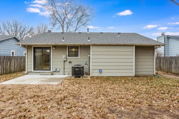 $200,000 | 224 West Teal Drive, Derby, KS 67037