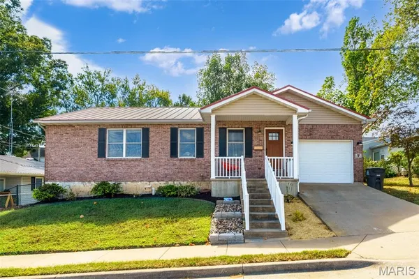$225,000 | 7 West South Street, Perryville, MO 63775