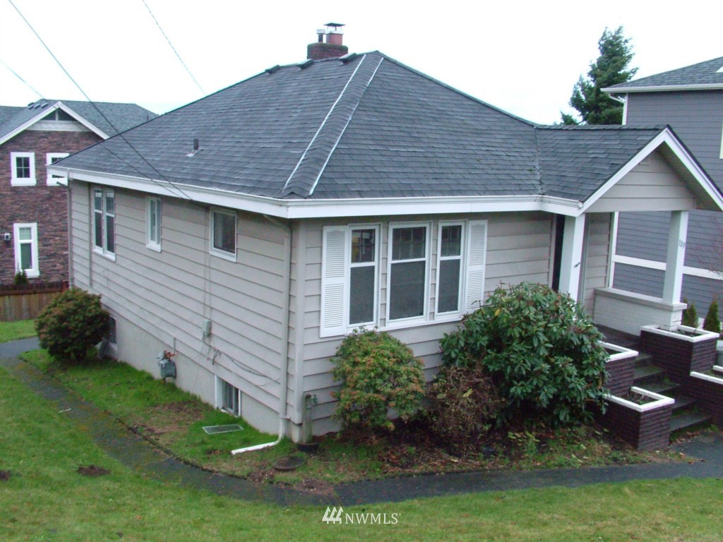 329 Renton Avenue South Renton, WA 98057 - Photo 1 of 1