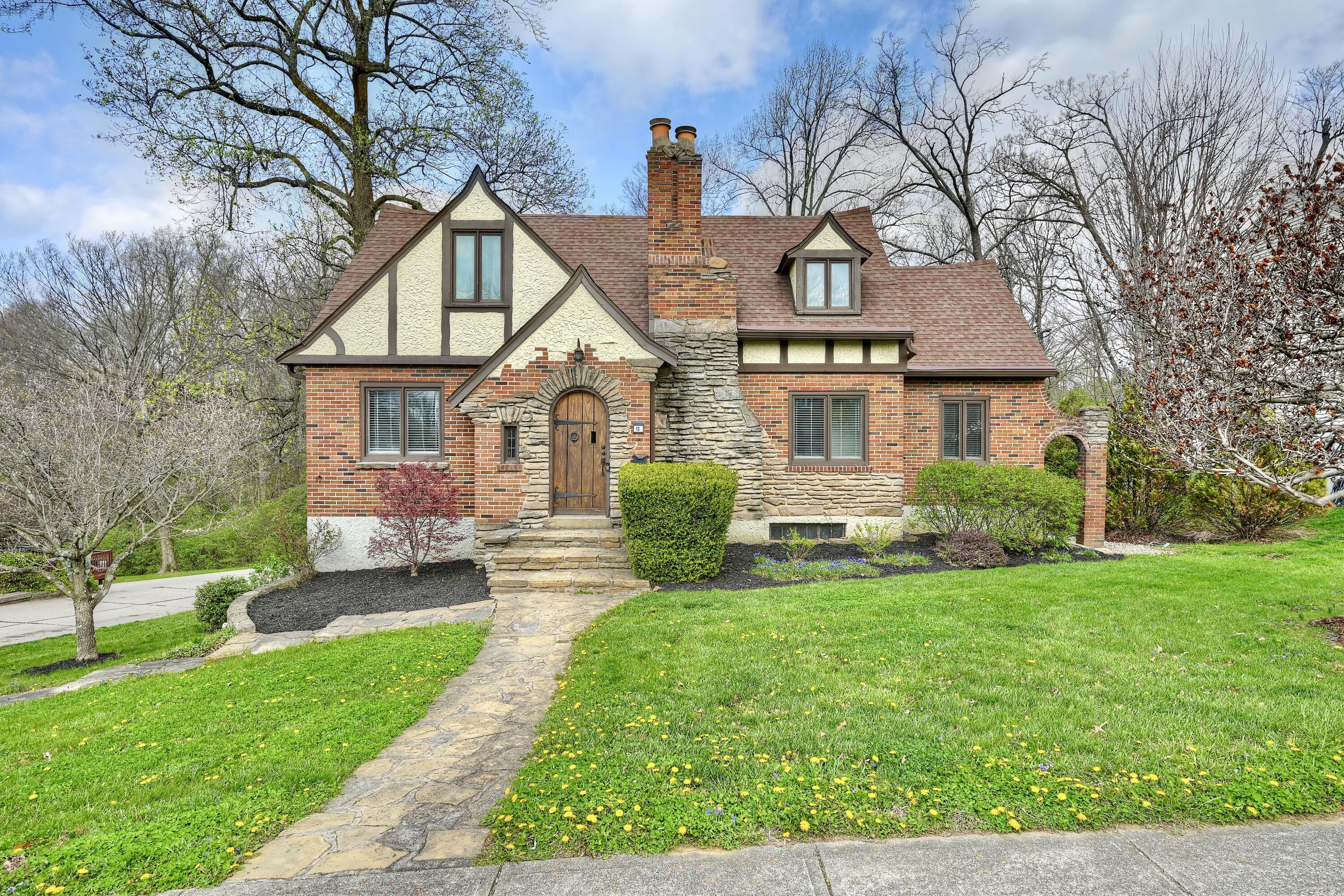 13 Kennedy Road Fort Wright, KY 41011 - Photo 1 of 30 Gallery Image 1