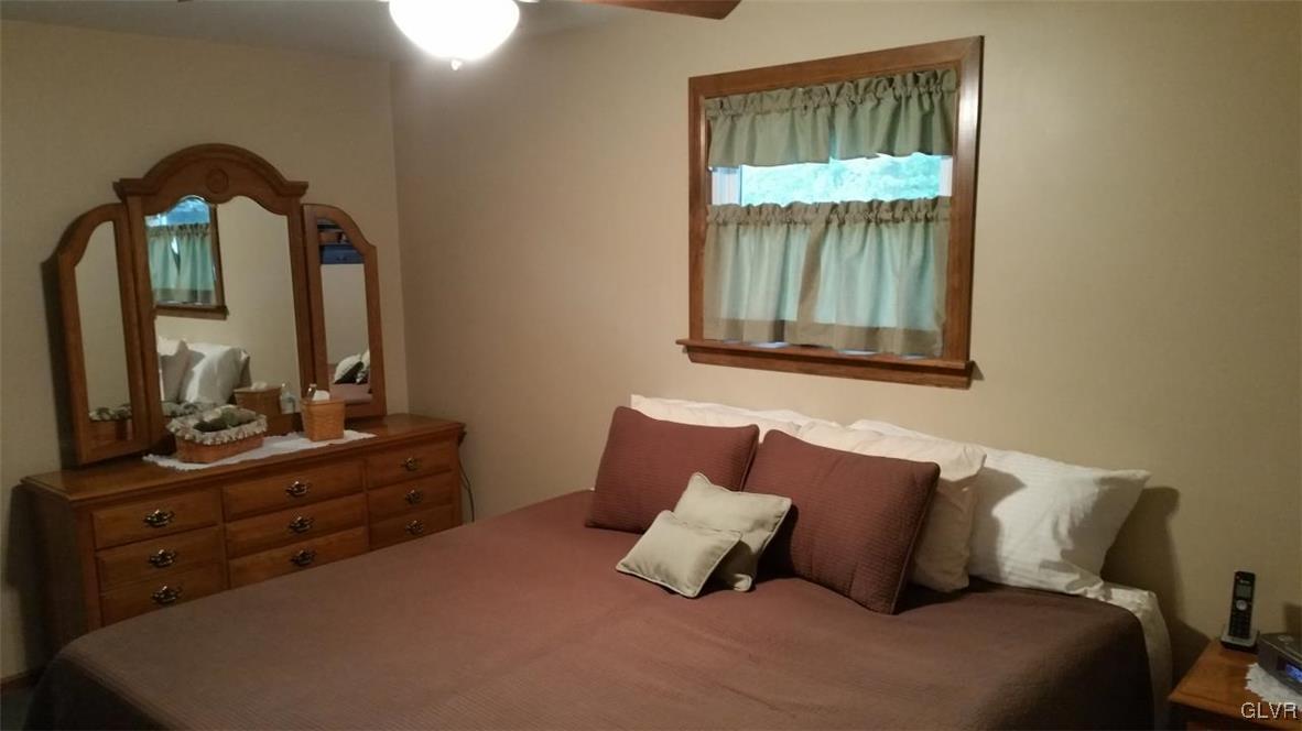 353 Long Lane Road Walnutport, PA 18088 - Photo 13 of 15 Gallery Image 13