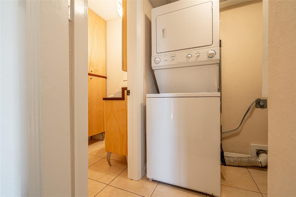 9999 Boat Club Road, Unit 207 Fort Worth, TX 76179 - Photo 12 of 32 a utility room with dryer and washer