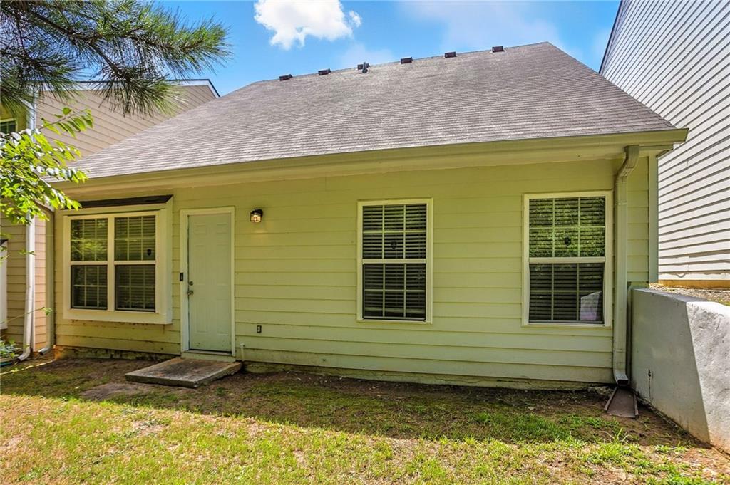 4611 Raven Wood Loop Union City, GA 30291 - Photo 20 of 24 a front view of a house