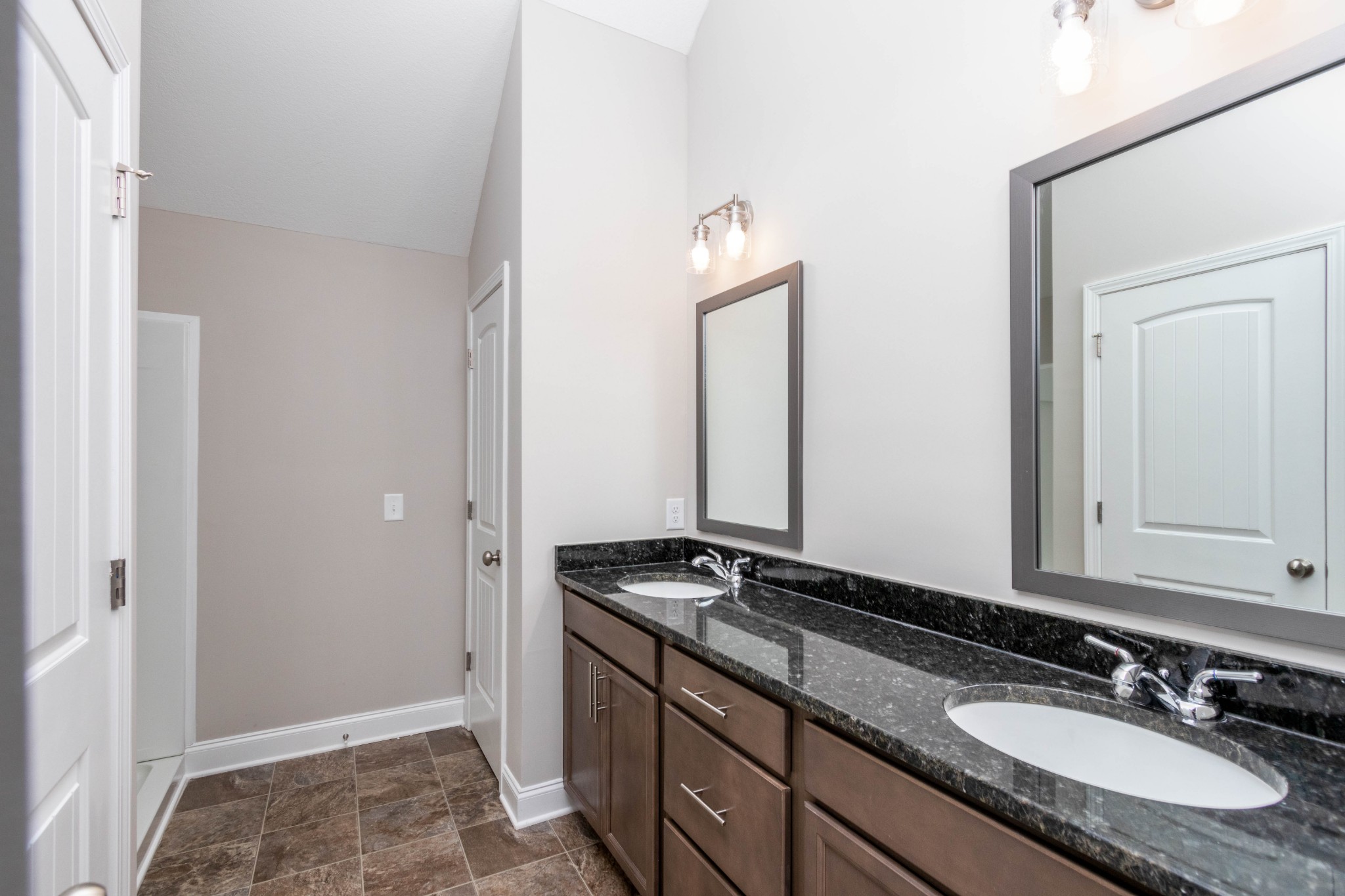 1051 East Piney Road Dickson, TN 37055 - Photo 15 of 23 Gallery Image 15