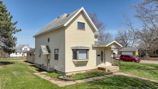 $159,900 | 623 Miner Avenue East, Ladysmith, WI 54848