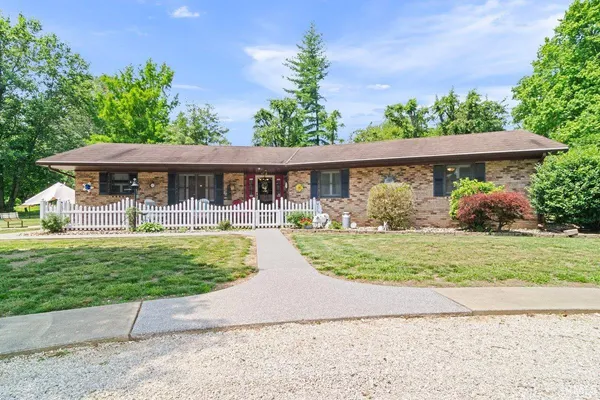 $697,500 | 2477 West 50 North, Princeton, IN 47670