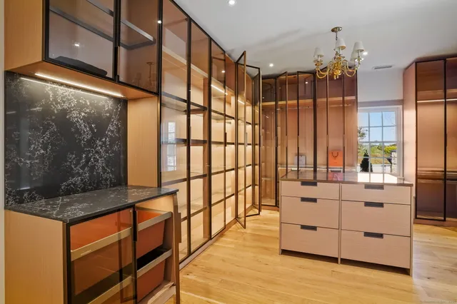 a view of a interior of the house