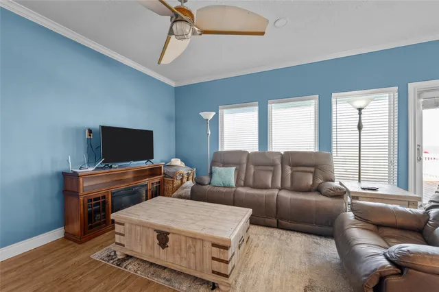 $475,000 | 252 White Heron Drive, Anahuac, TX 77514