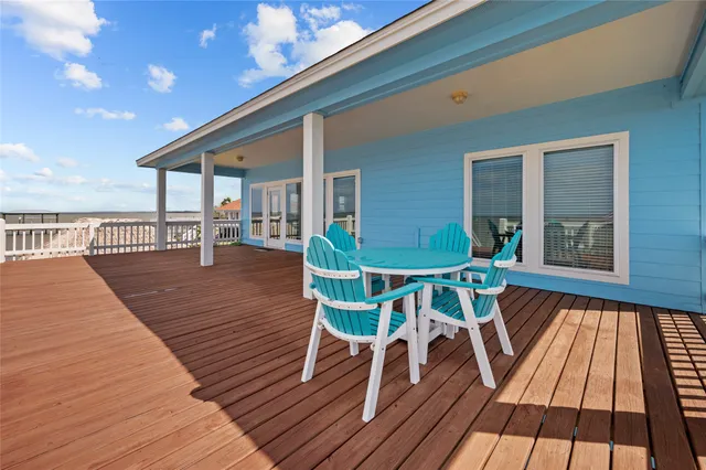 $475,000 | 252 White Heron Drive, Anahuac, TX 77514