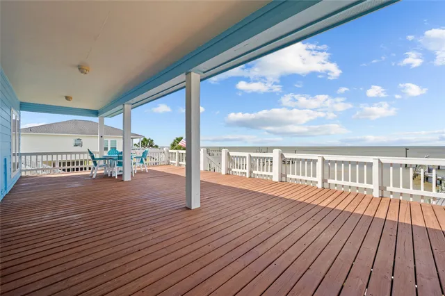 $475,000 | 252 White Heron Drive, Anahuac, TX 77514