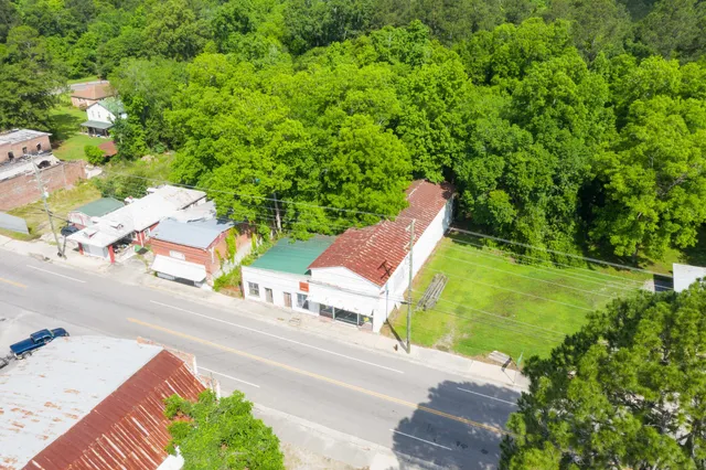 $160,000 | 242 Porcher Avenue, Eutawville, SC 29048