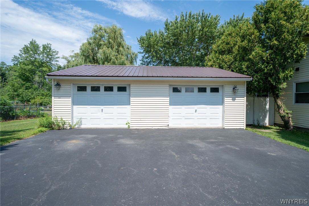 720 Bennett Road Evans, NY 14006 - Photo 3 of 45 Gallery Image 3