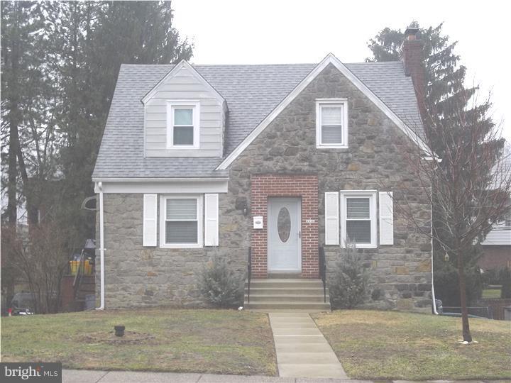 1012 Edgewood Drive Springfield, PA 19064 - Photo 1 of 25 Exterior Front