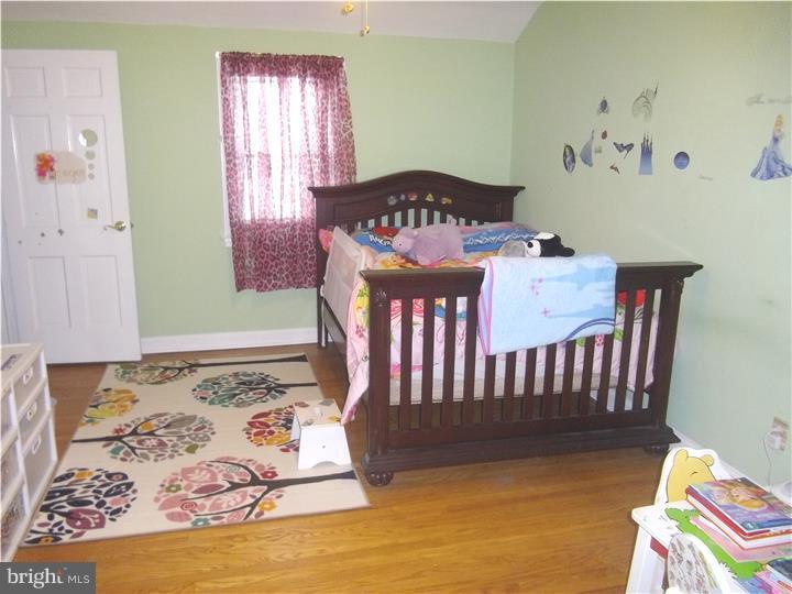 1012 Edgewood Drive Springfield, PA 19064 - Photo 19 of 25 Bedroom 2
