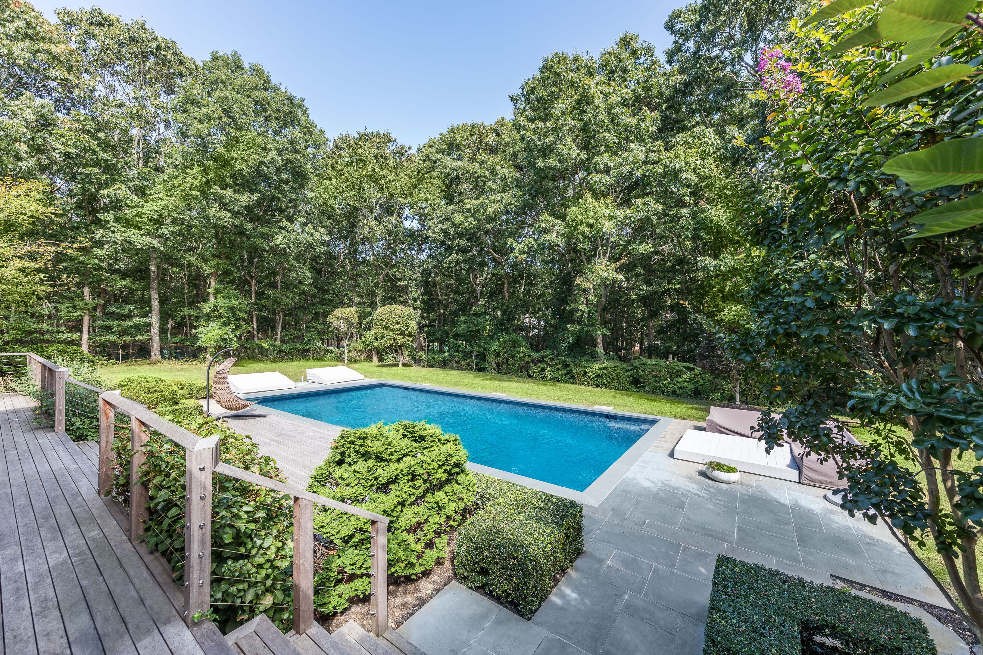 5 Tanager Lane Water Mill, NY 11976 - Photo 2 of 22