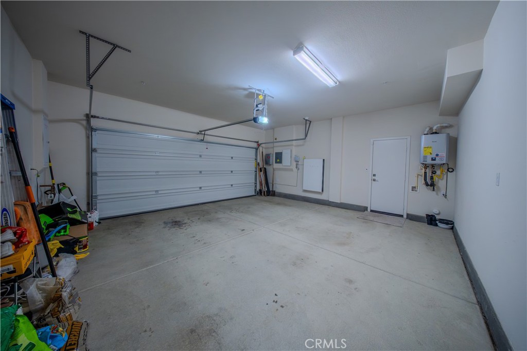 364 Castaic Way Rialto, CA 92377 - Photo 59 of 73