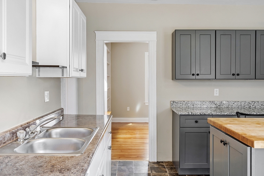 16 Robillard Street Gardner, MA 01440 - Photo 17 of 39 Gallery Image 17