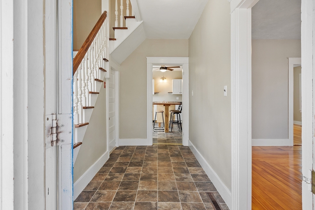 16 Robillard Street Gardner, MA 01440 - Photo 4 of 39 Gallery Image 4