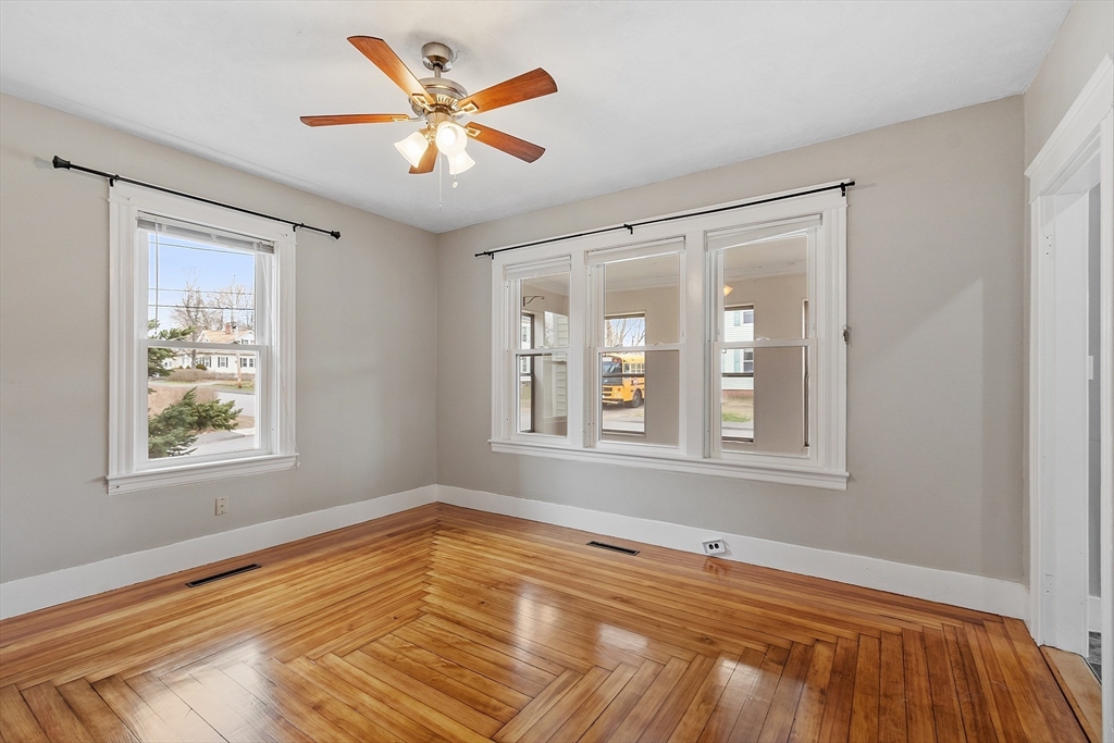 16 Robillard Street Gardner, MA 01440 - Photo 7 of 39 Gallery Image 7