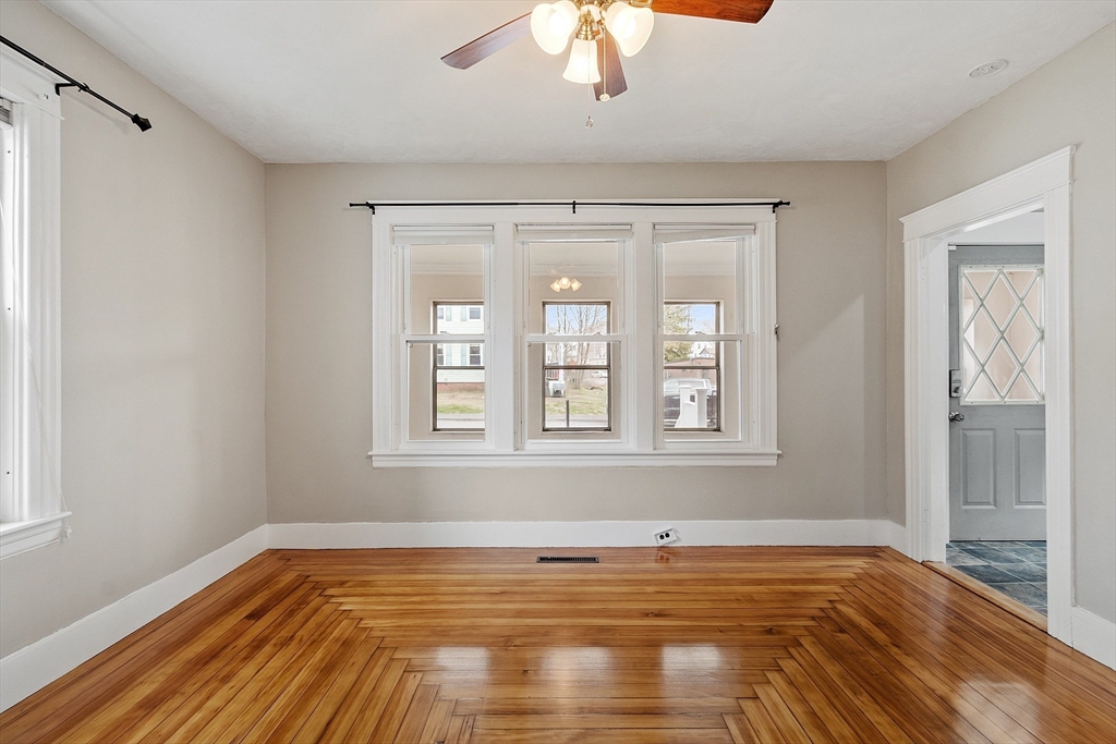 16 Robillard Street Gardner, MA 01440 - Photo 8 of 39 Gallery Image 8
