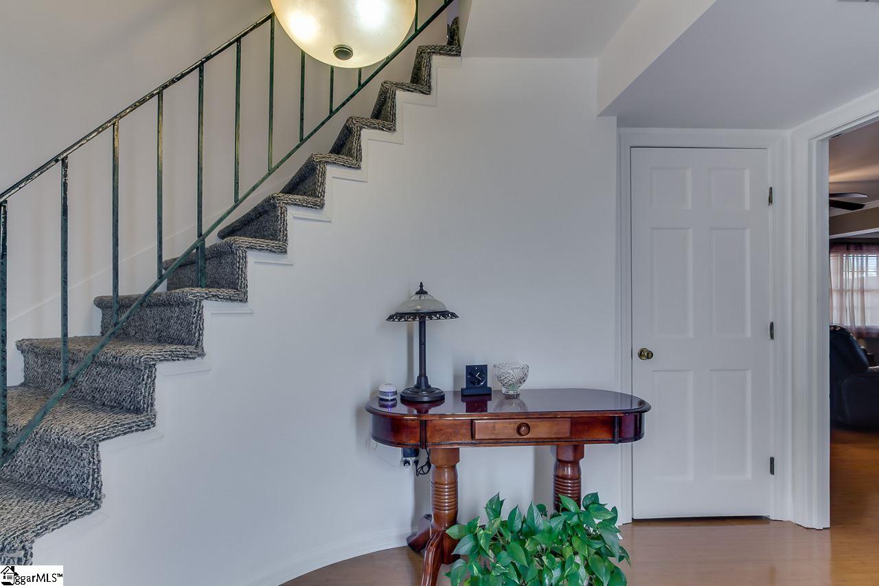 417 Adams Mill Road Mauldin, SC 29662 - Photo 3 of 26 Gallery Image 3