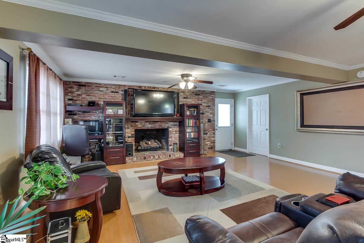 417 Adams Mill Road Mauldin, SC 29662 - Photo 8 of 26 Gallery Image 8