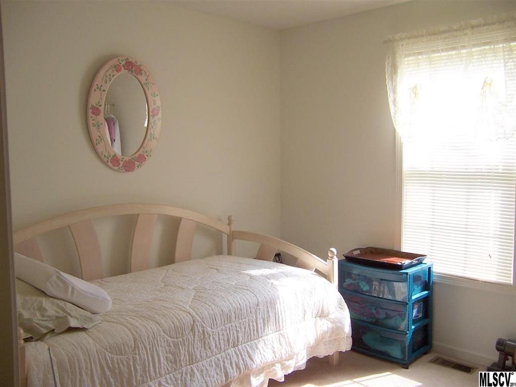 4963 Addison Lane Hickory, NC 28601 - Photo 12 of 15 Gallery Image 12