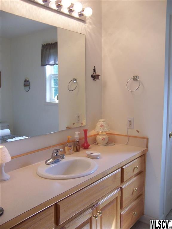 4963 Addison Lane Hickory, NC 28601 - Photo 13 of 15 Gallery Image 13