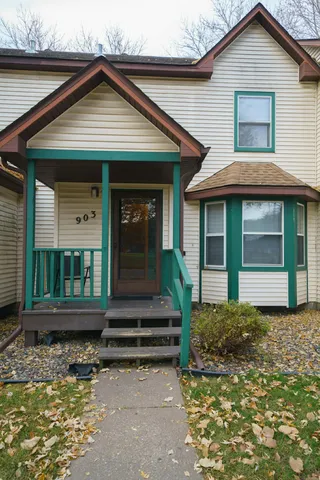 $209,990 | 903 Marion Street, St. Paul, MN 55117