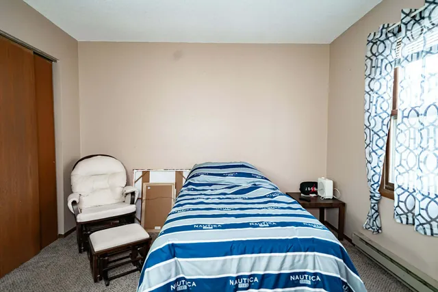 $209,990 | 903 Marion Street, St. Paul, MN 55117