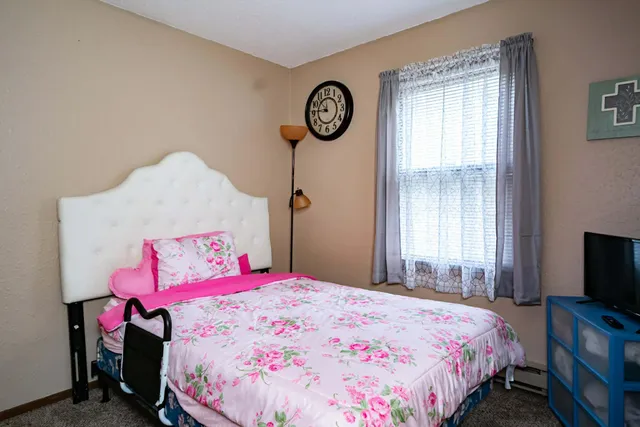 $209,990 | 903 Marion Street, St. Paul, MN 55117