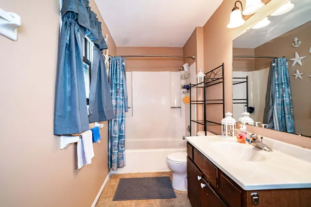 $209,990 | 903 Marion Street, St. Paul, MN 55117