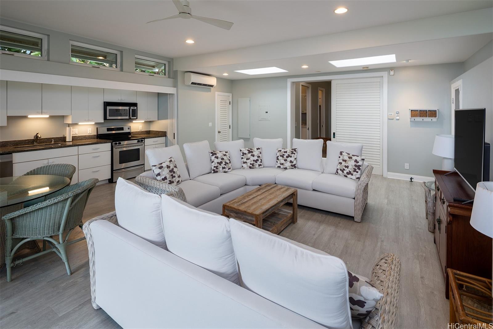 4155 Black Point Road, Unit COTTAGE Honolulu, HI 96816 - Photo 3 of 19