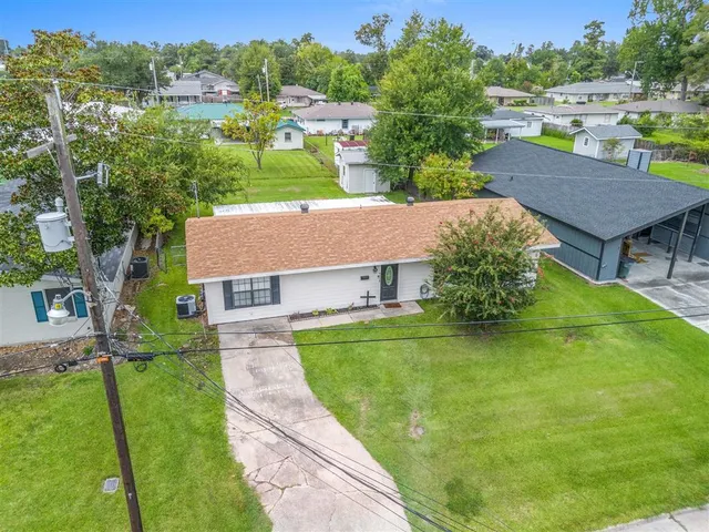 $199,900 | 4430 Tamarack Street, Lake Charles, LA 70605