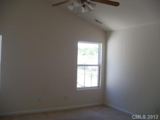 6907 Sunman Road Charlotte, NC 28216 - Photo 10 of 11 Gallery Image 10