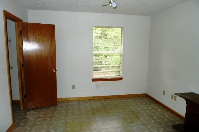 6825 Trail Ride South Milton, FL 32570 - Photo 13 of 21 Gallery Image 13