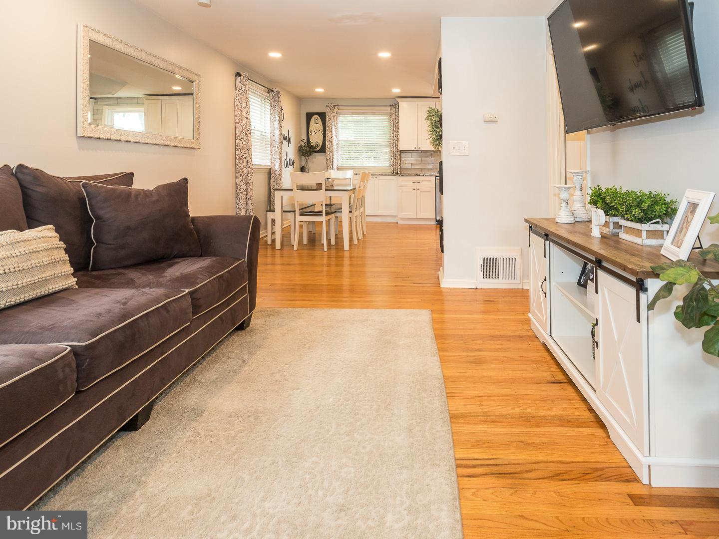 103 Haller Road Ridley Park, PA 19078 - Photo 5 of 26 Wonderful Open Concept on the 1st Floor