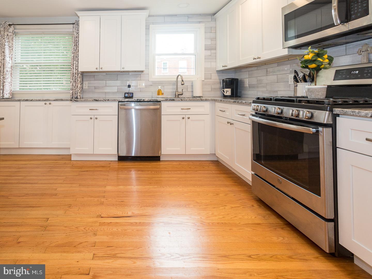 103 Haller Road Ridley Park, PA 19078 - Photo 9 of 26 Newer Stainless Steel Appliances