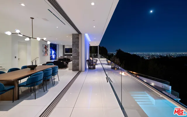 a sign that is on the wall of building