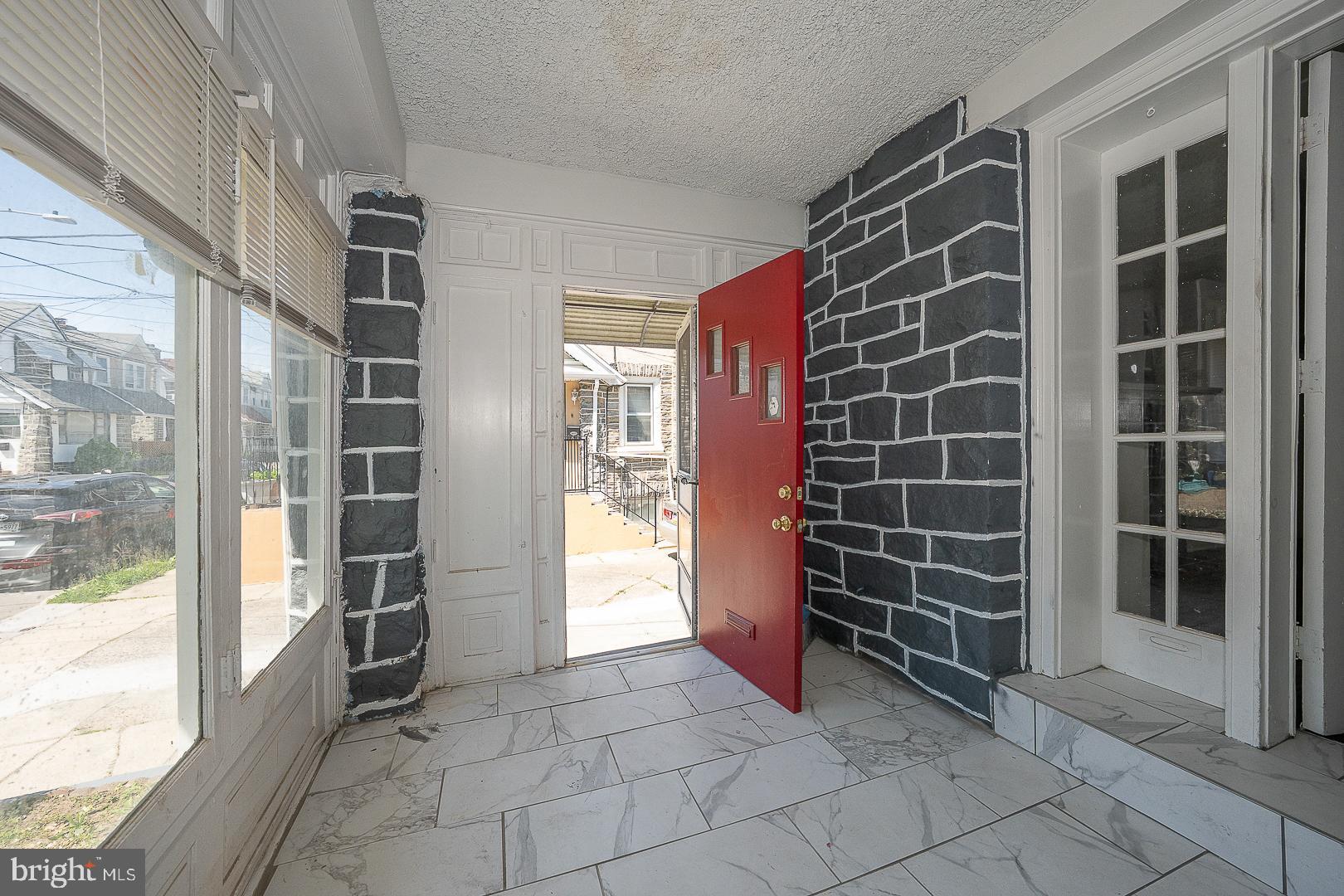 169 Overhill Road Upper Darby, PA 19082 - Photo 19 of 69