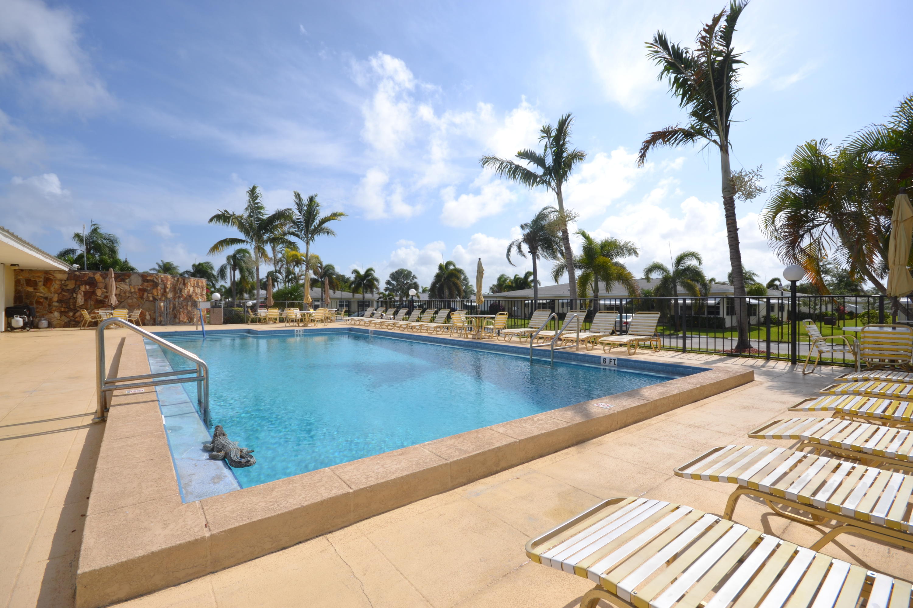 3251 Ridge Hill Road, Unit B Boynton Beach, FL 33435 - Photo 22 of 25 Pine Point Villas Community Pool