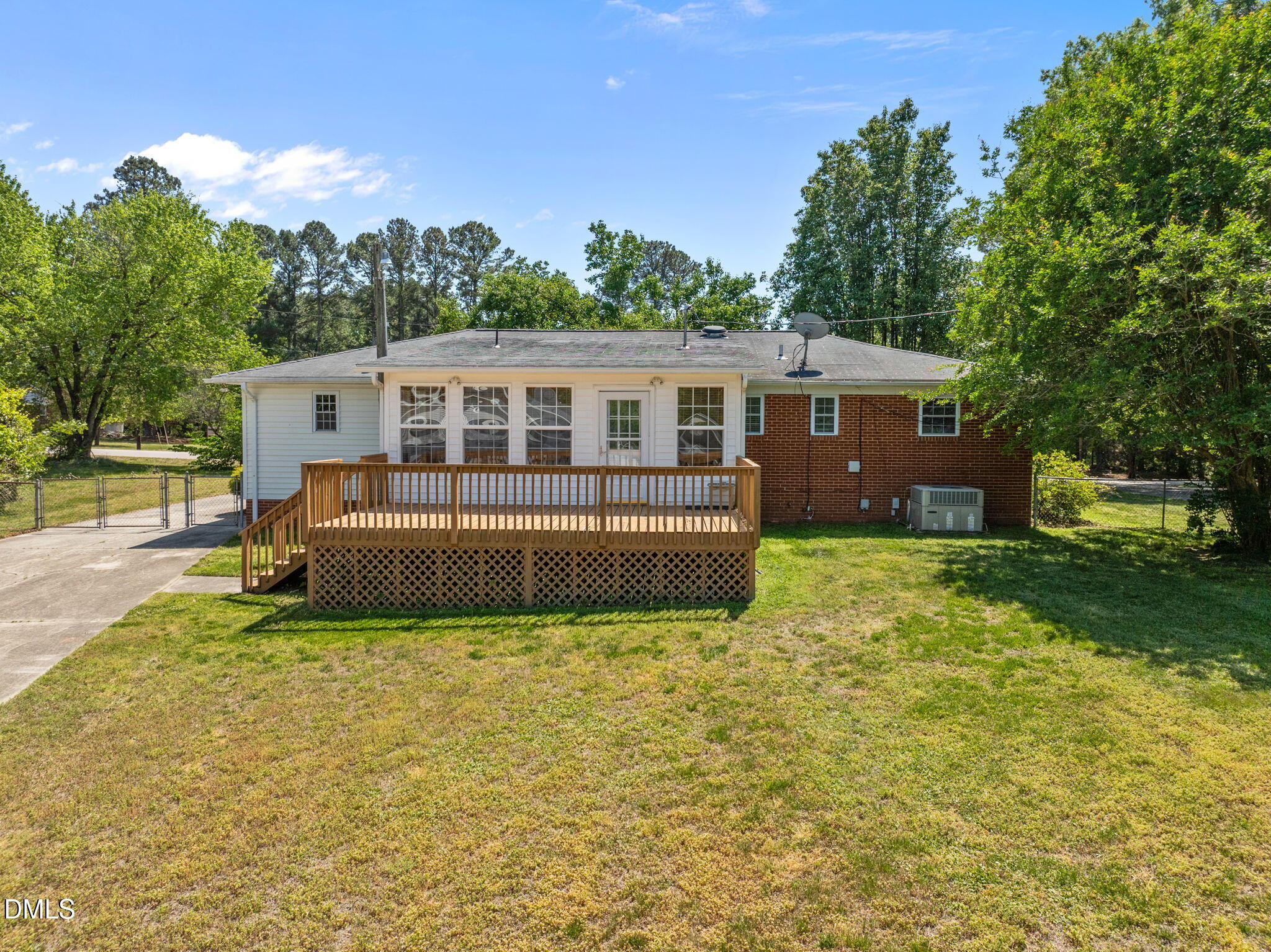 3607 Gibson Road Durham, NC 27703 - Photo 7 of 53 Gallery Image 7