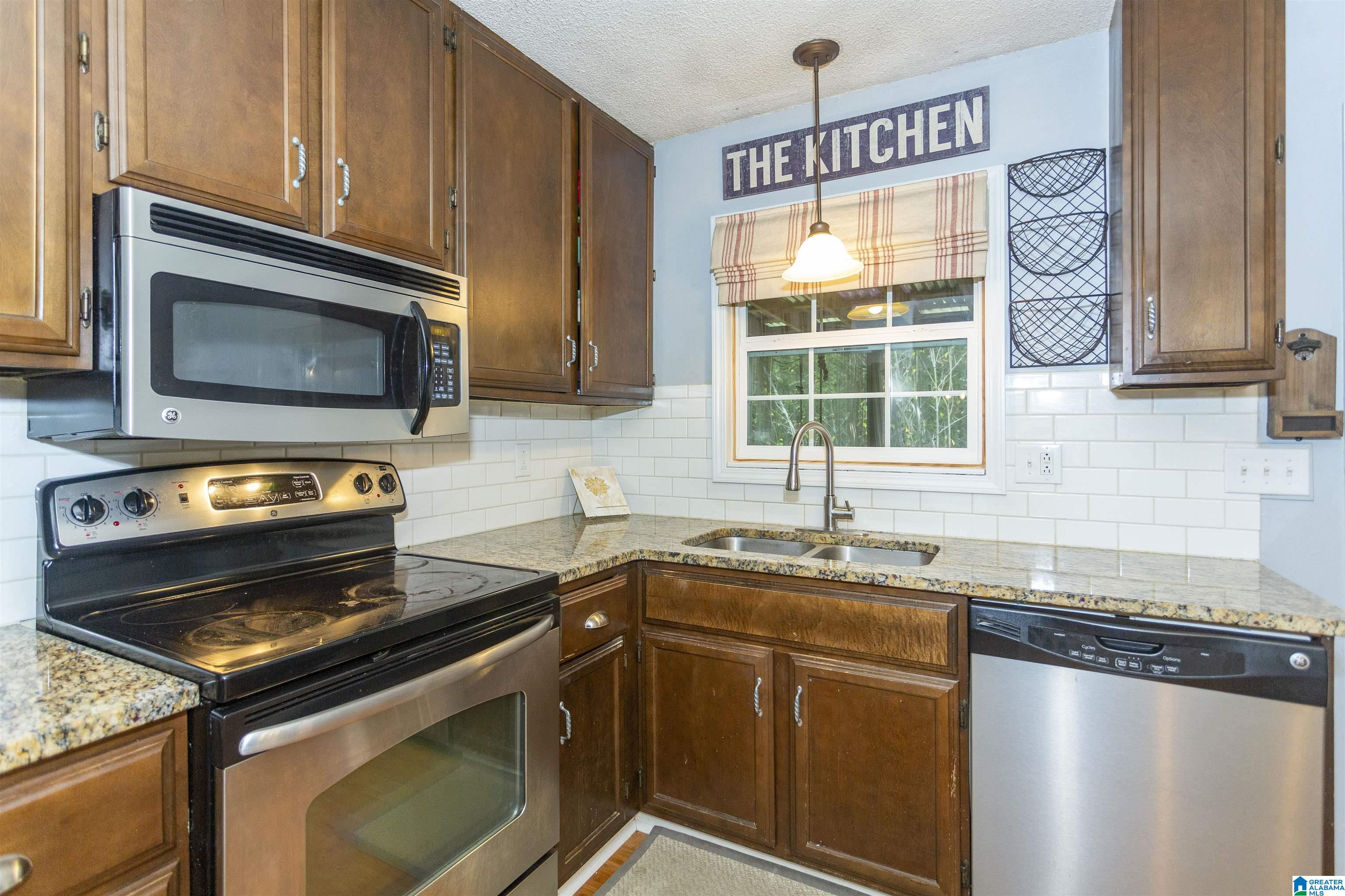 4923 Indian Valley Road Birmingham, AL 35244 - Photo 5 of 44