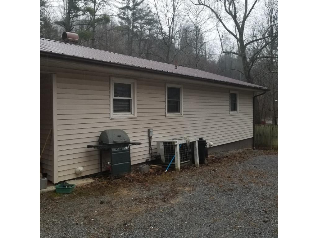1725 North Main Avenue Erwin, TN 37650 - Photo 4 of 4 Photo 4
